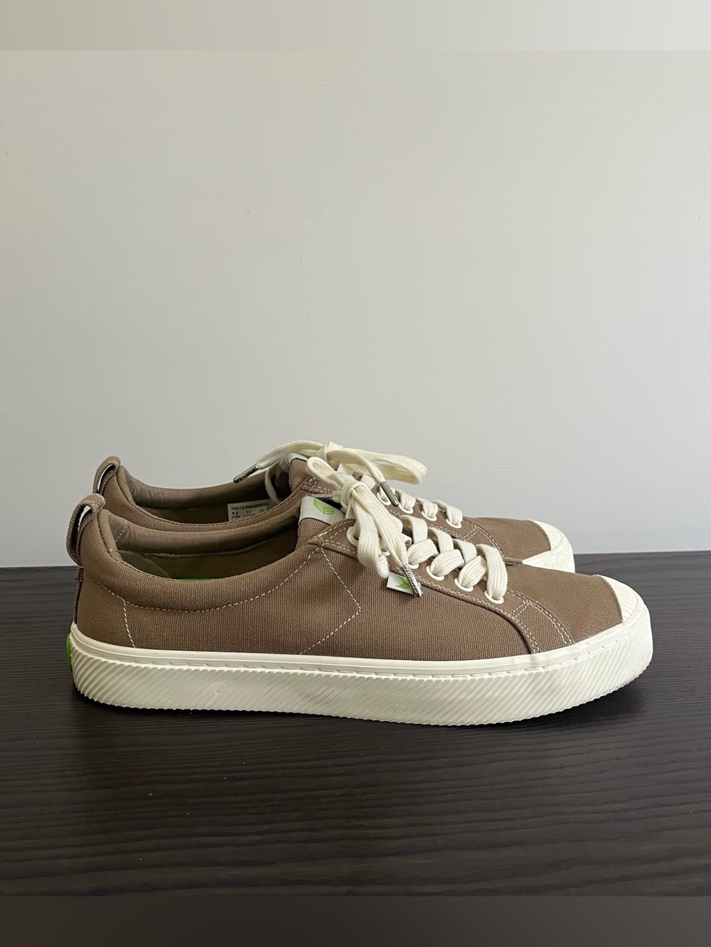 Cariuma OCA Low Sand Canvas Sneaker